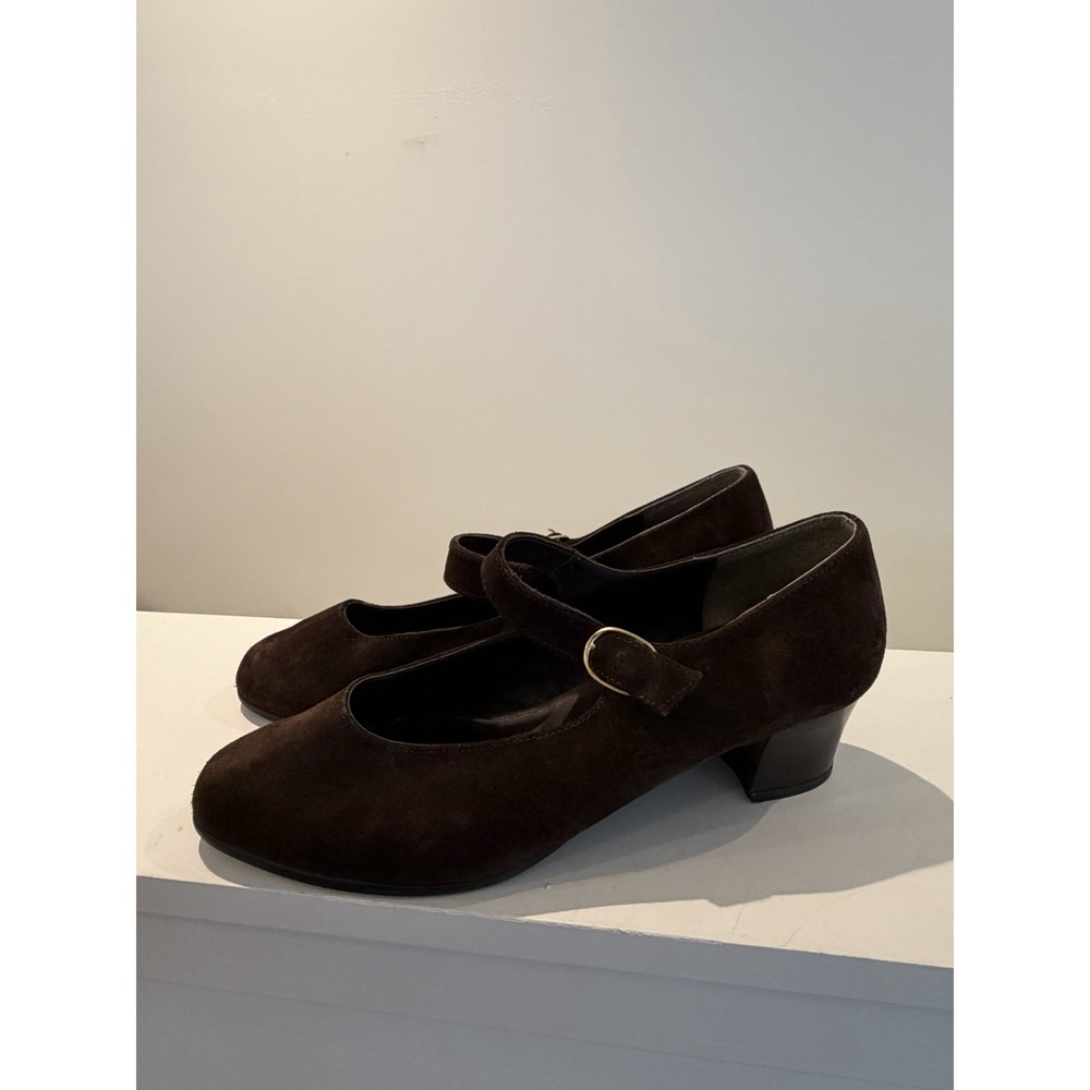 Women's Brown Suede Mary Jane's Small Heel Shoes Size 7 Coquette